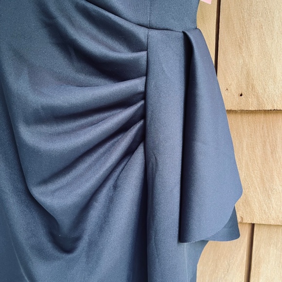 AQUA Ruffled One Shoulder Scuba Gown Size 6 ,12 Navy Women’s - Picture 10 of 17